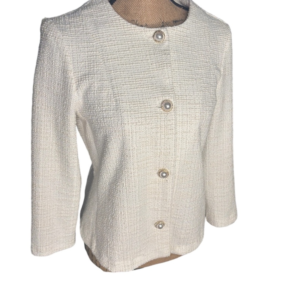 Elegant Ivory Women's Jacket